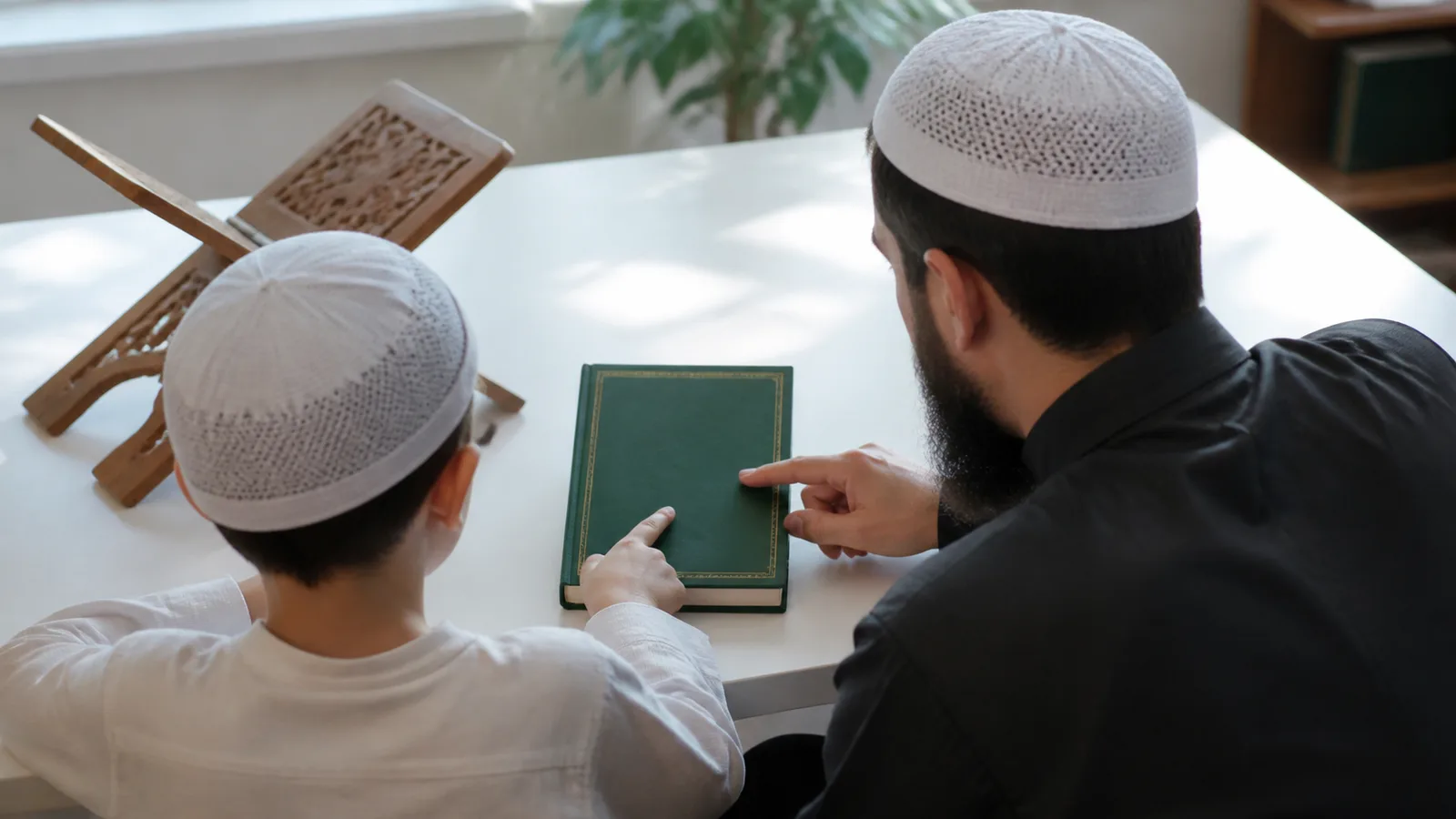 Beginner Quran reading materials arranged on a bright study desk